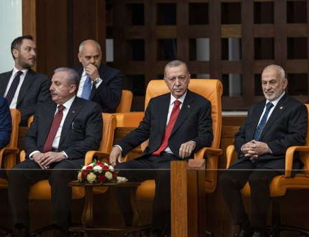 أجواء متوترة .. أول لقاء بين أردوغان وكيليتشدار أوغلو في البرلمان التركي بعد الانتخابات