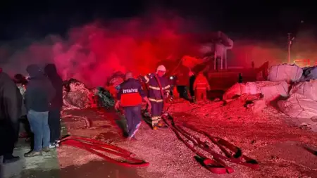 اندلاع حريق في منشأة لإعادة التدوير في شانلي أورفا