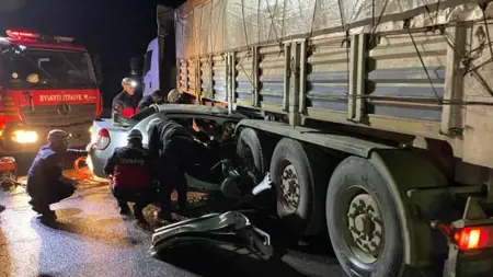 مصرع 3 أشخاص جراء حادث مروع في شانلي أورفا