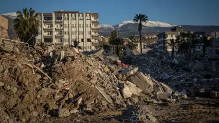 بريطانيا تعلن عن حزمة مساعدات جديدة بقيمة 25 مليون جنيه استرليني لتركيا وسوريا