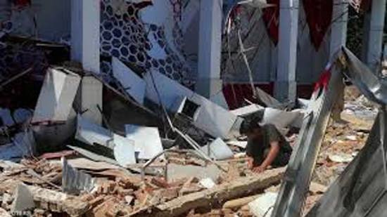 زلزال مدمر يضرب إندونيسيا