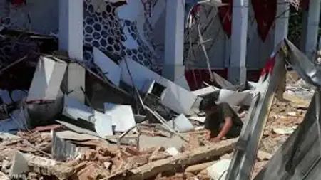 زلزال مدمر يضرب إندونيسيا