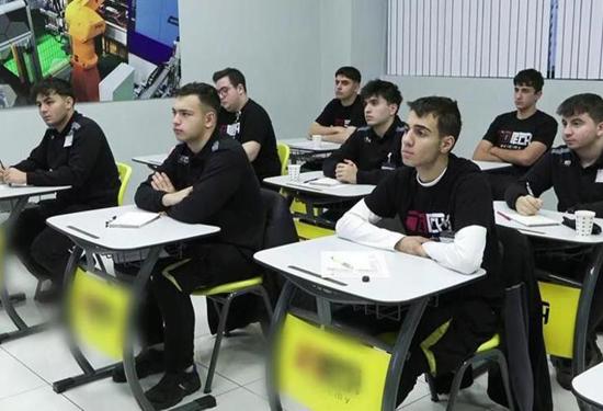 برنامج تركي جديد لربط التعليم المهني باحتياجات سوق العمل