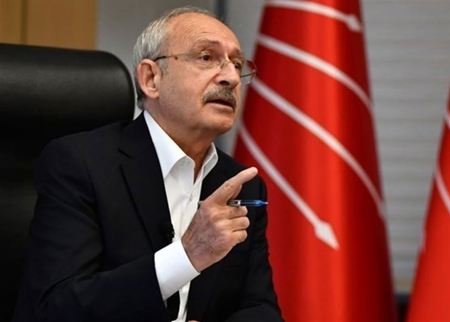 رئيس AK إسطنبول يطالب Özelle باتخاذ إجراءات قانونية فورية