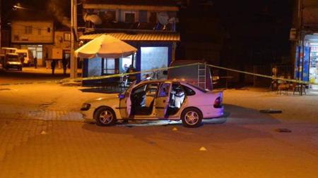 مصرع 4 أشخاص جراء إطلاق نار على سيارة في أفيون قره حصار