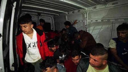 القبض على 13 مهاجرا غير نظامي في أدرنة