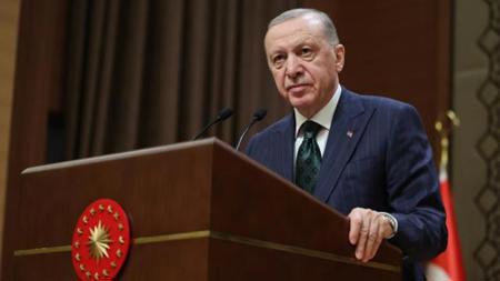 أردوغان يكرم حفظة القرآن الكريم بمسجد آيا صوفيا