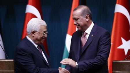 سفير فلسطين: زيارة عباس إلى تركيا "مهمة وتأتي في توقيت مهم"