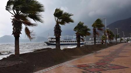 الأرصاد التركية تطلق تحذير من هبوب عواصف قوية  في هذه المناطق