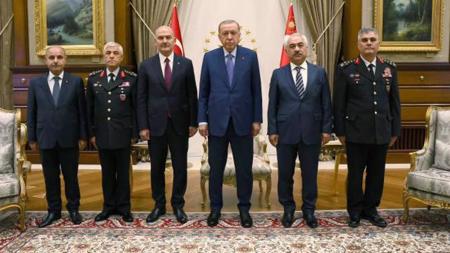 أردوغان يستقبل وزير الداخلية التركي والوفد المرافق له