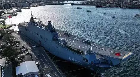 285 متراً من الفخر.. حاملة الطائرات الوطنية (MUGEM) تتحوّل إلى عميد أساطيل المتوسط! 285 متراً من الفخر.. حاملة الطائرات الوطنية (MUGEM) تتحوّل إلى عميد أساطيل المتوسط!