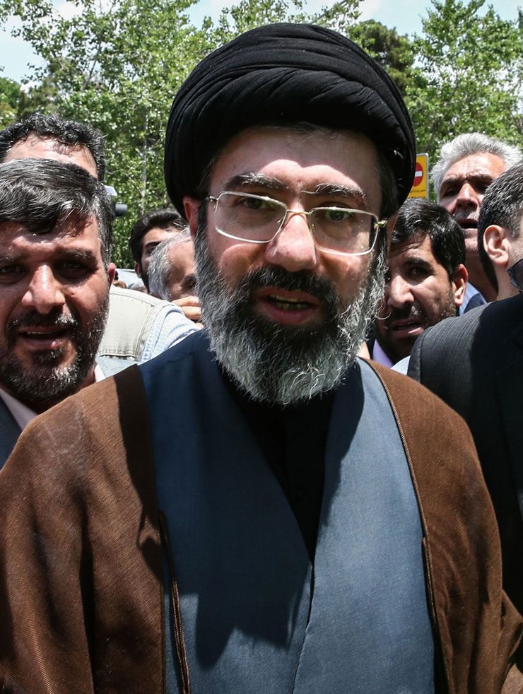 «الحرس القديم» يعود.. مجتبى خامنئي يعيد تشكيل القيادة الأمنية والعسكرية في إيران