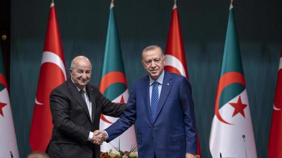 توقيع 15 اتفاقية بين تركيا والجزائر