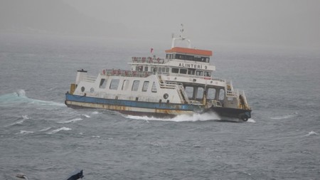 تركيا.. إلغاء جميع الرحلات البحرية بشمال إيجه بسبب سوء أحوال الطقس