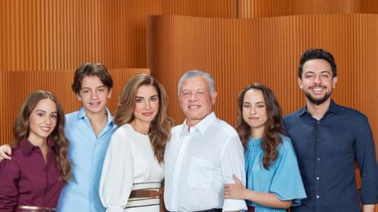 الأميرة الأردنية إيمان بنت عبد الله الثاني تحتفل بخطوبتها