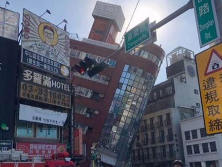 زلزال تايوان يرعب اليابان وأوامر بإخلاء المدن الساحلية