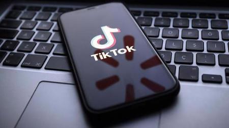 تطبيق تيك توك يتجاوز مليار مستخدم