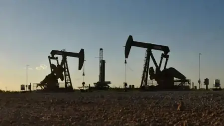 العقوبات الأوروبية ضد الوقود الروسي تدخل حيز التنفيذ