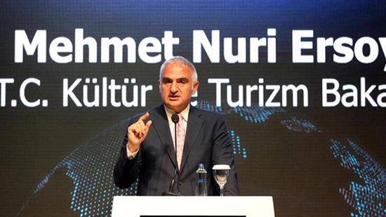 وزير السياحة التركي يكشف العدد المتوقع للسياح هذا العام