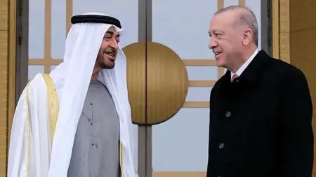 الرئيس أردوغان يهاتف نظيره الإماراتي ويشكره لدعمه البلاد عقب الزلازل