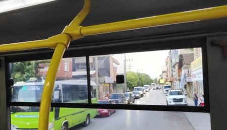 انتشار هاشتاق  “Çarşaflı” في تركيا تضامنًا مع محجبة تعرضت لهجوم في حافلة 