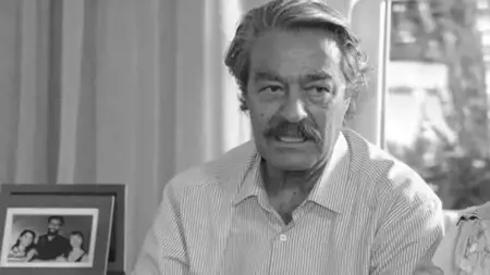 وفاة الفنان القدير قدير إنانير أحد أبرز نجوم السينما التركية عن 77 عاماً