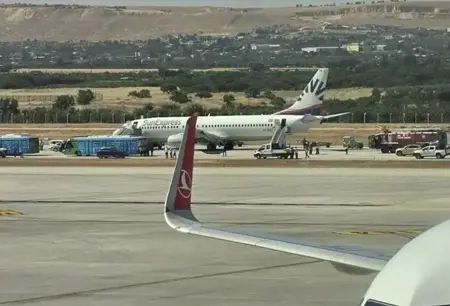 انفجار إطار طائرة أثناء هبوطها في مطار غازي عنتاب