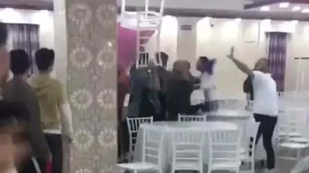 فرحة لم تتم .. شجار عنيف بين المعازيم  في حفل زفاف في بورصة