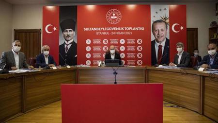 وزير الداخلية يعقد اجتماع أمني في إسطنبول