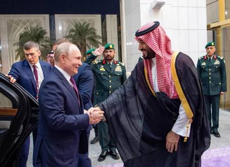 زيارة بوتين للسعودية تصبح حديث السوشيال ميديا