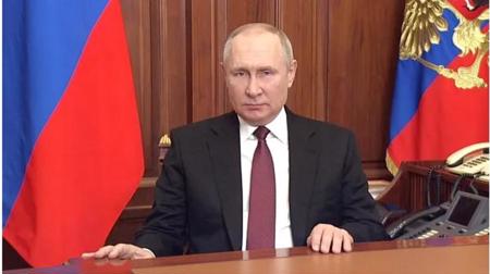 بوتين: العقوبات الغربية أشبه بإعلان الحرب على روسيا