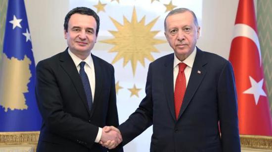 أردوغان يستقبل رئيس وزراء جمهورية كوسوفو