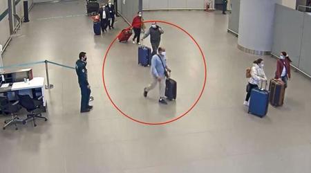 ضبط راكب هندى بمطار إسطنبول يهرب الماس بقيمة مالية باهظة