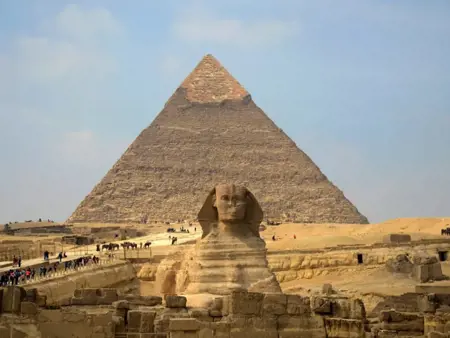 عاجل:مصر تعلن إعادة منح تأشيرات لعدد من السوريين