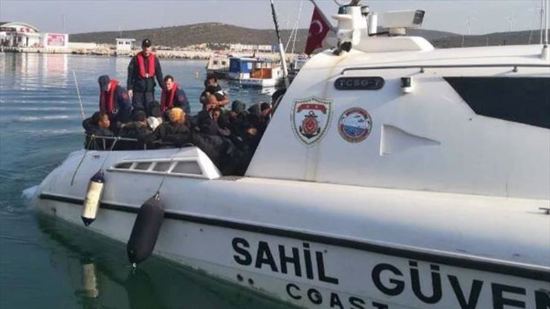 تركيا:ضبط 25 مهاجراً غير نظامي قبالة سواحل إزمير