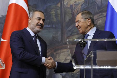 وزير الخارجية الروسي يزور أنقرة