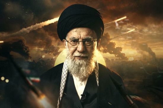 إيران تدخل مرحلة انتقال سياسي بعد مقتل المرشد وسط تصعيد عسكري