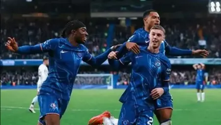 تشيلسي يحسم مواجهة إيفرتون بثنائية نظيفة