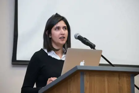 من هي عديلة هاشم التي أربكت إسرائيل أمام محكمة العدل الدولية