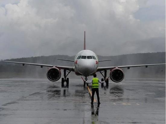 وظائف شاغرة في قطاع الطيران: VietJet توظف آلاف الموظفين لتوسيع خطوطها الجوية