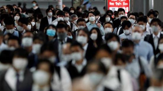 القلق من انتشار الوباء في اليابان.. إعلان حالة الطوارئ مرة أخرى