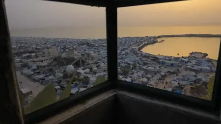 الفلسطينيون في غزة يواجهون حراً خانقاً ونقصاً حاداً في المياه