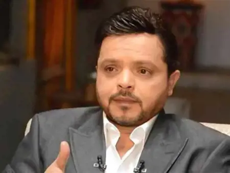 فنان مصري مشهور يسخر من قرار تويتر و يوثق حسابه بـ"طفل ذهبي" بدلا من العلامة الزرقاء