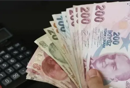 حسم زيادة رواتب الموظفين والمتقاعدين في تركيا