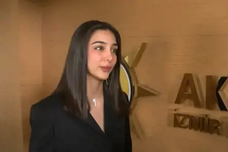 المرشحة الفانتة"نيسا ألبتكين "..أصغر مرشحة للبرلمان في تاريخ تركيا