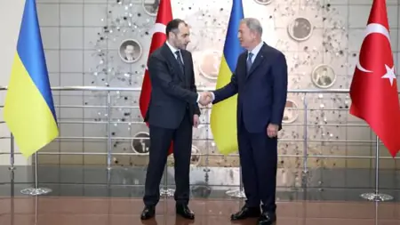 وزير البنية التحتية الأوكراني في زيارة رسمية إلى تركيا غدًا