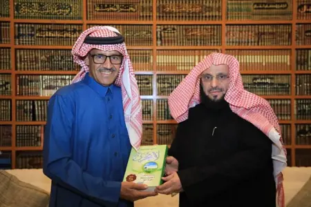 عمل مشترك بين الفنان خالد عبد الرحمن والشيخ عائض القرني بالسعودية