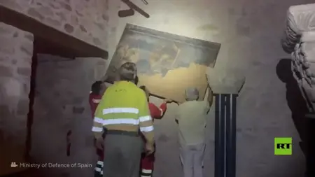 إسبانيا: إجلاء رفات ملكية وكنوز أثرية من دير تاريخيّ مع اقتراب حريق هائل