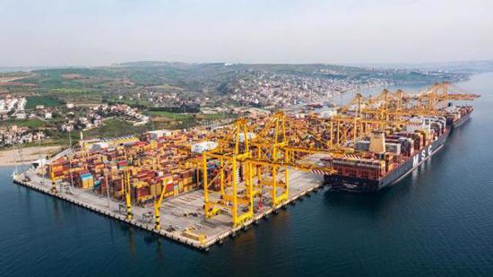 وزير التجارة: تركيا الأولى في التصدير 