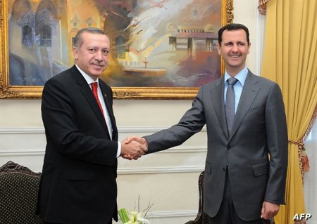 أردوغان يجدد مد يد الصداقة للأسد بمساعدة بوتين والإعلام التركي يتوقع لقاءهما قريبًا